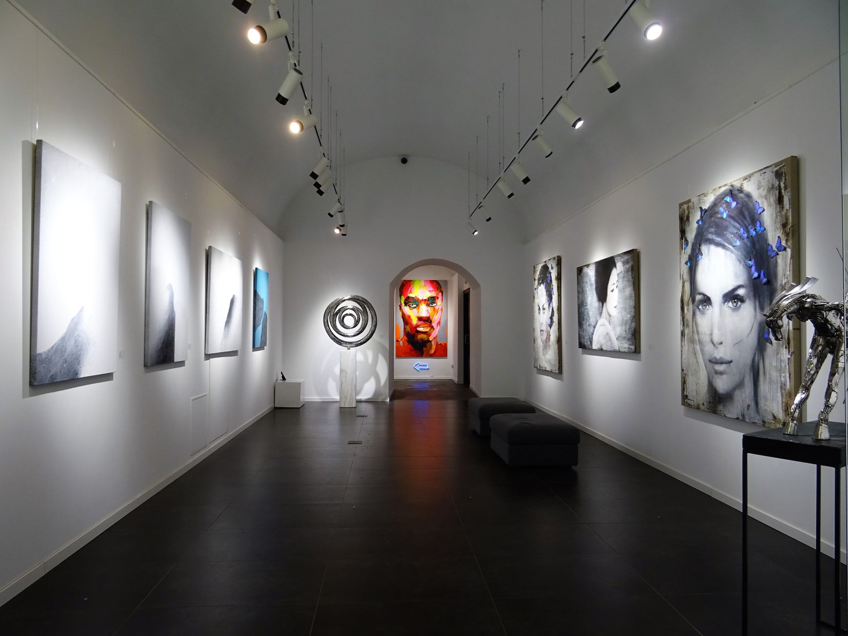 Delhi: 46 artists trace contemporary art at Travancore Palace
