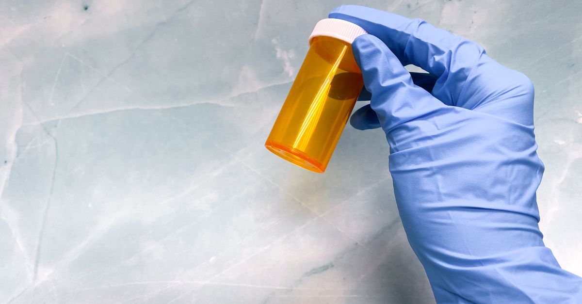 Betnesol (Betamethasone Phosphate Disodium): Χρήσεις, Παρενέργειες & Αλληλεπιδράσεις