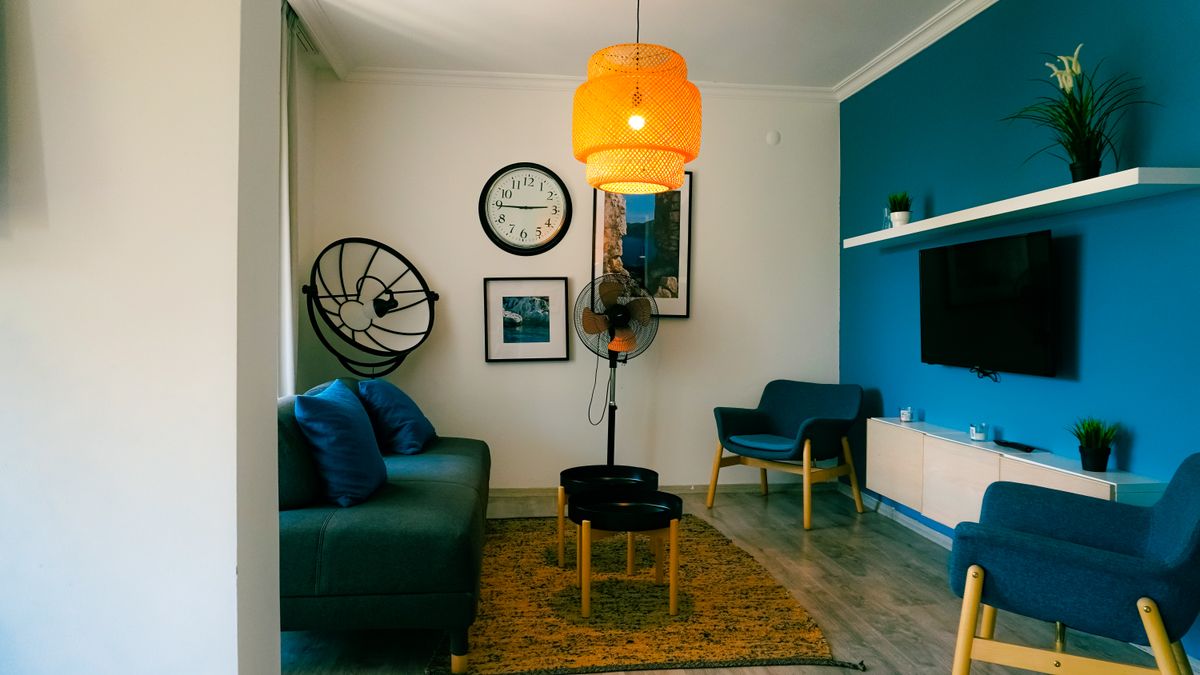 A Shift Toward Warmer Colour Stories