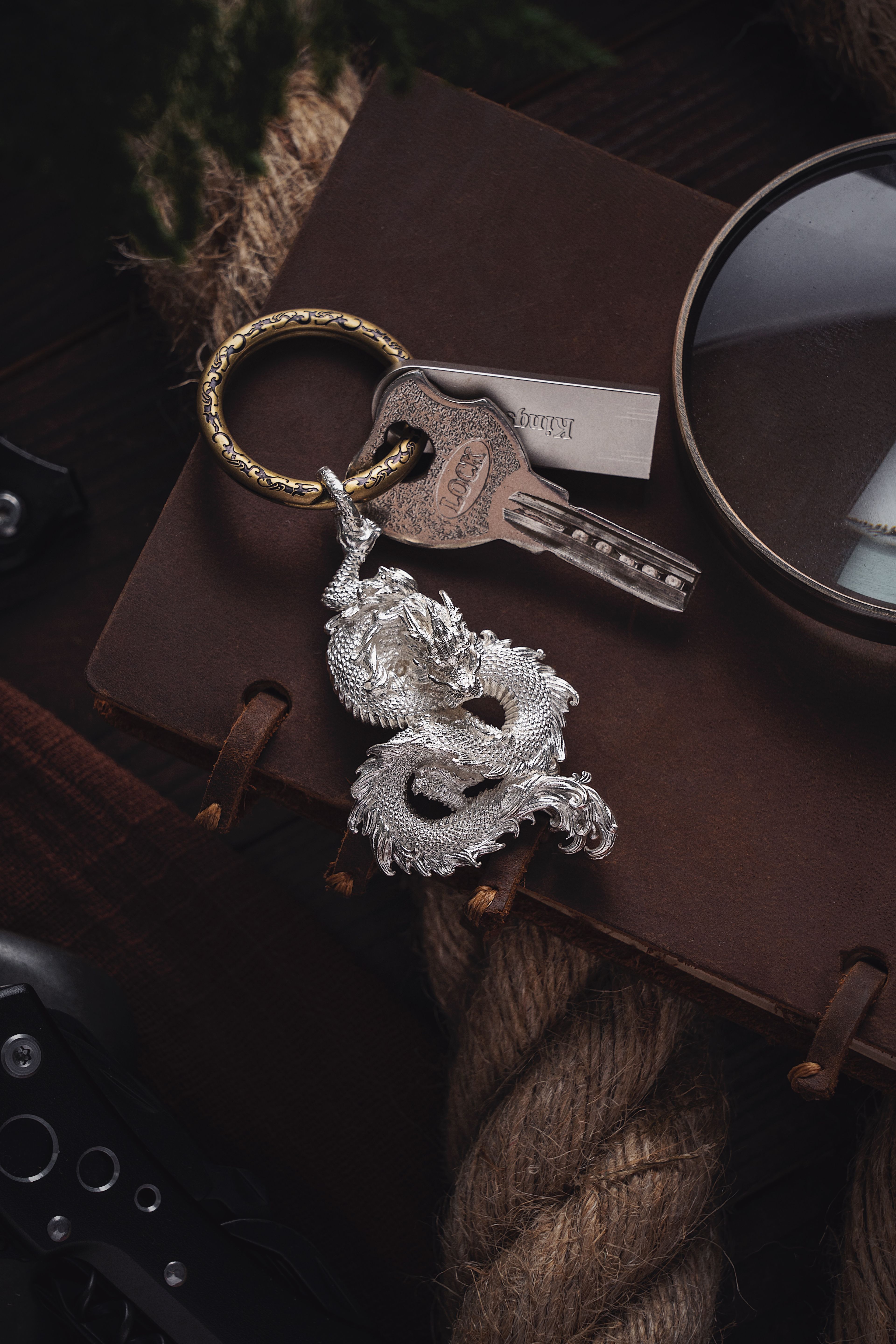 Silver Dragon Keyring