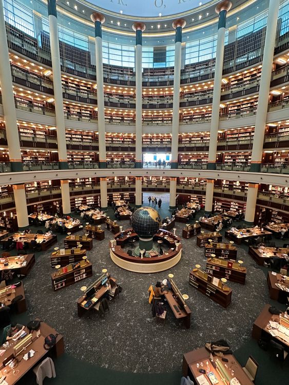 Computing Library Inner Design Interior Design of Library · Free Stock Photo