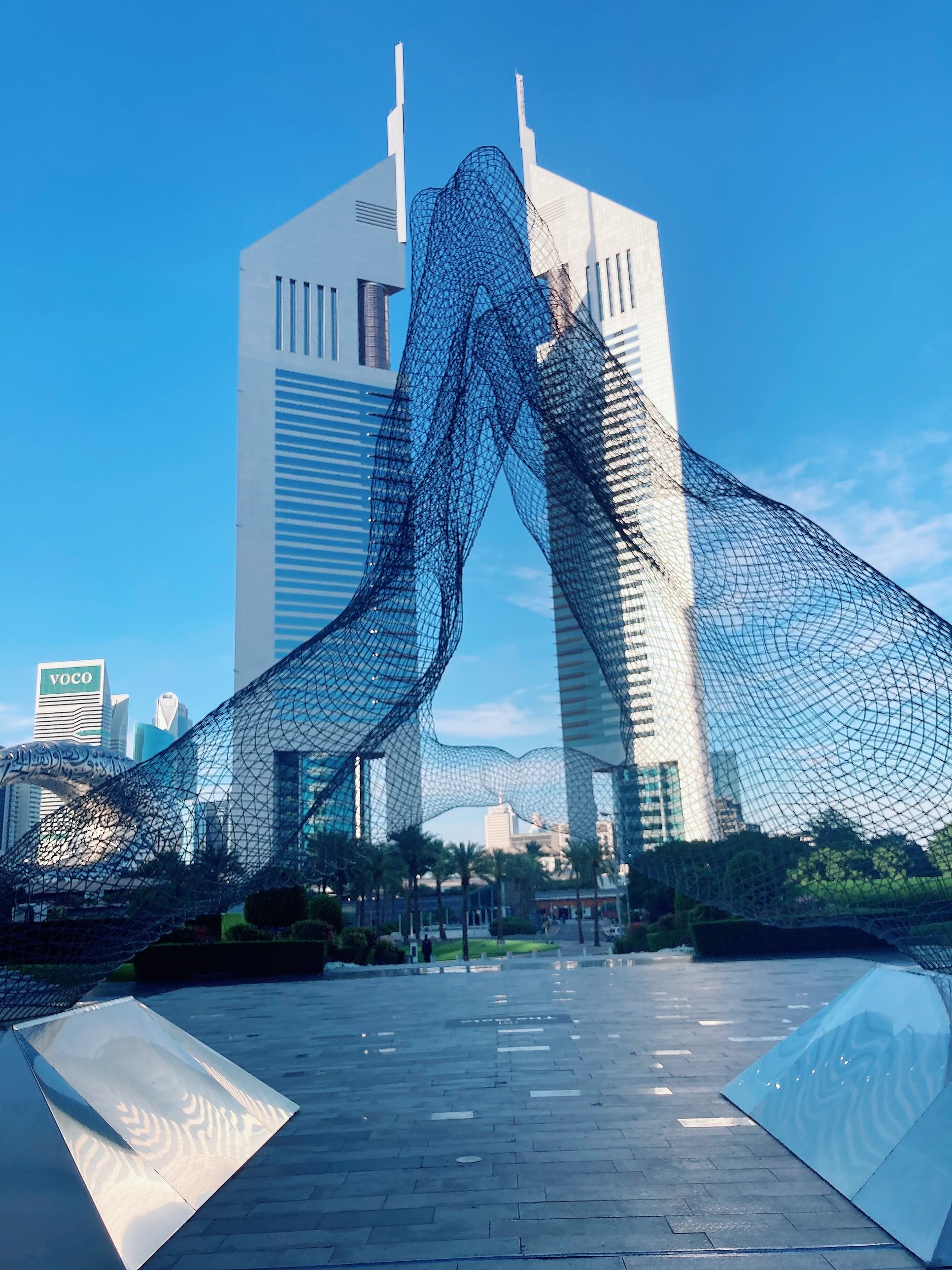 Net and Skyscrapers behind · Free Stock Photo