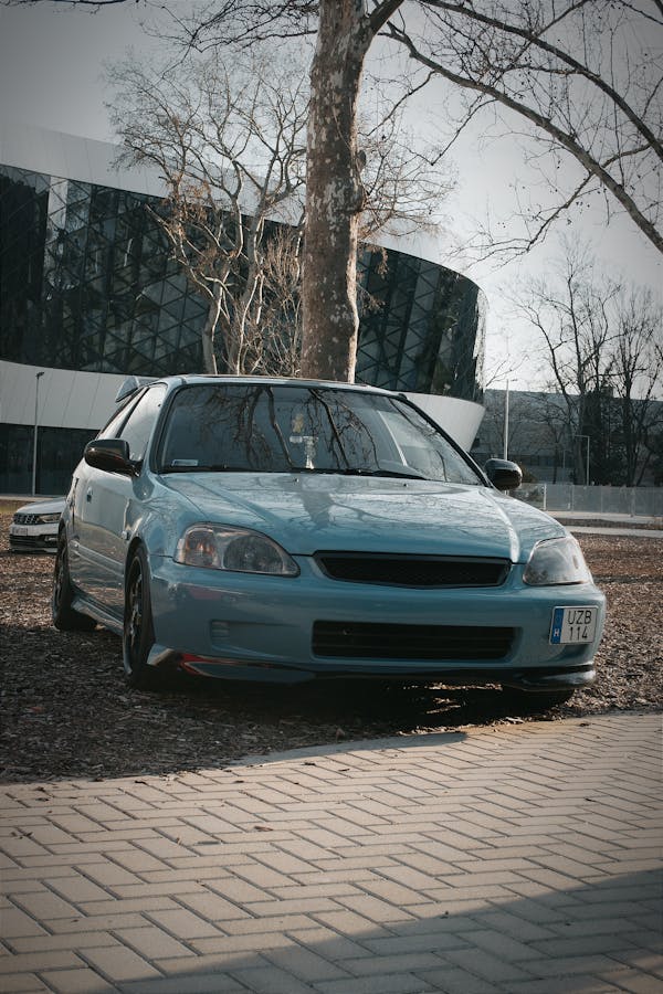 Honda Civic: Compact Car That Defines Innovation and Efficiency