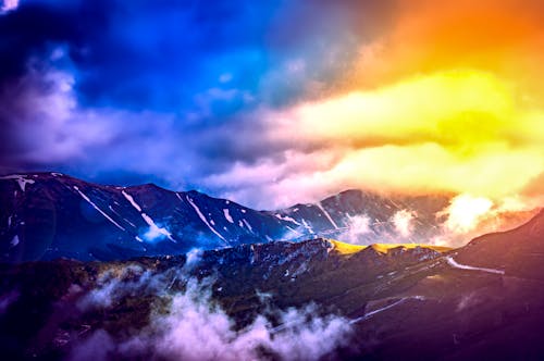 dağ, gün batımı, Güneş içeren Ücretsiz stok fotoğraf
