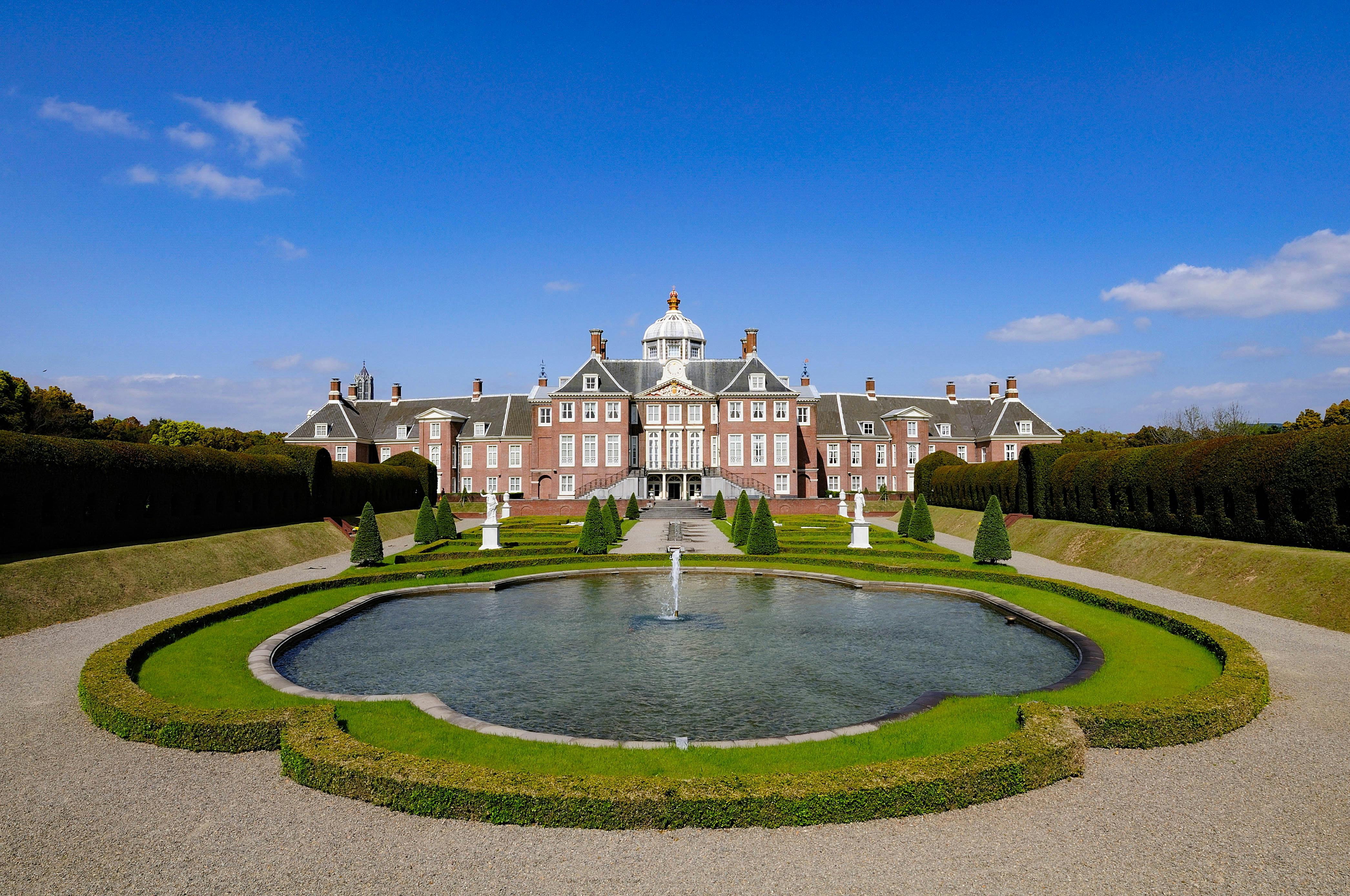 Huis Ten Bosch Palace under Clear Sky Free Stock Photo