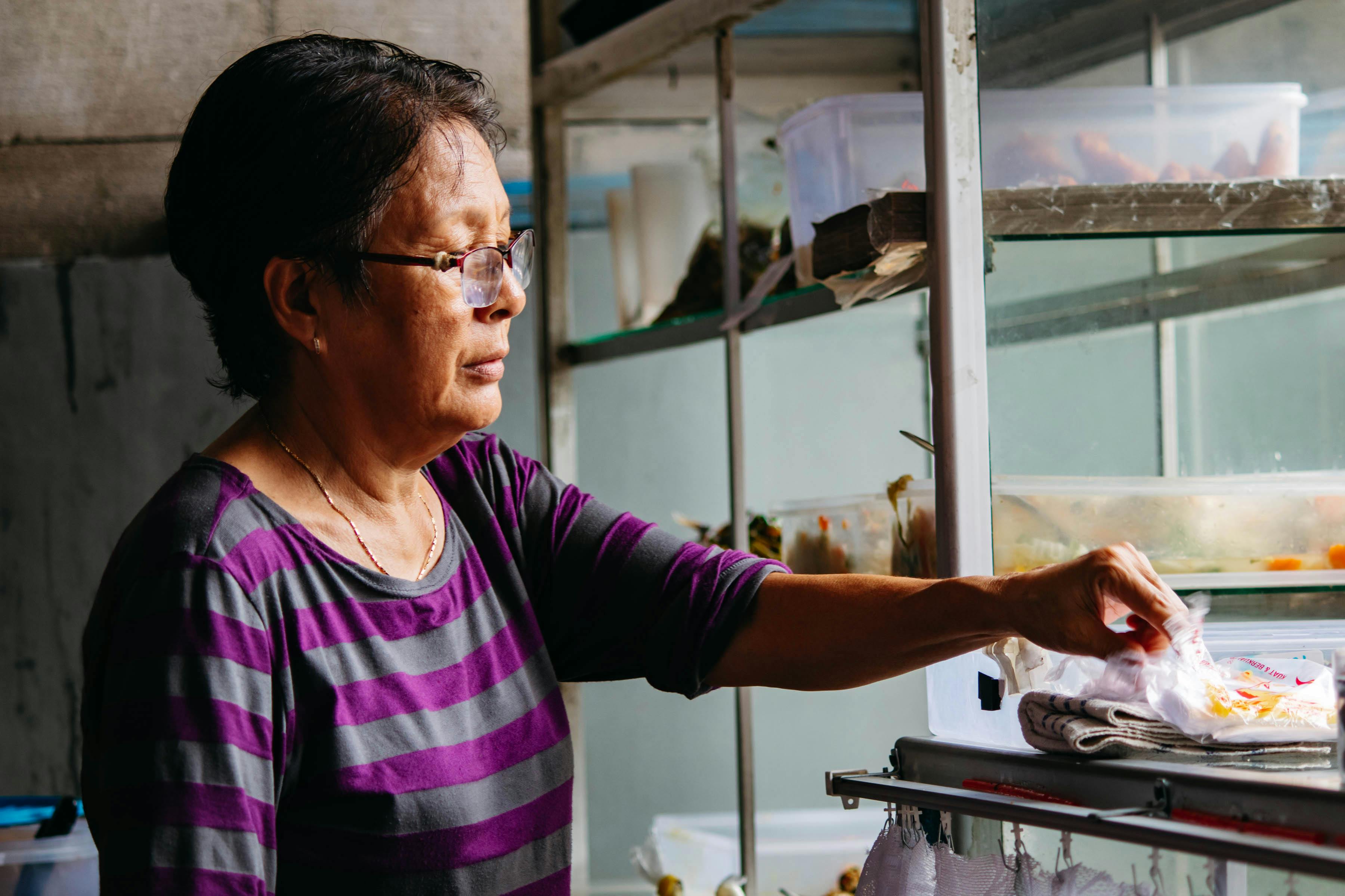 How to Do a Self-Guided Food Tour in Any City