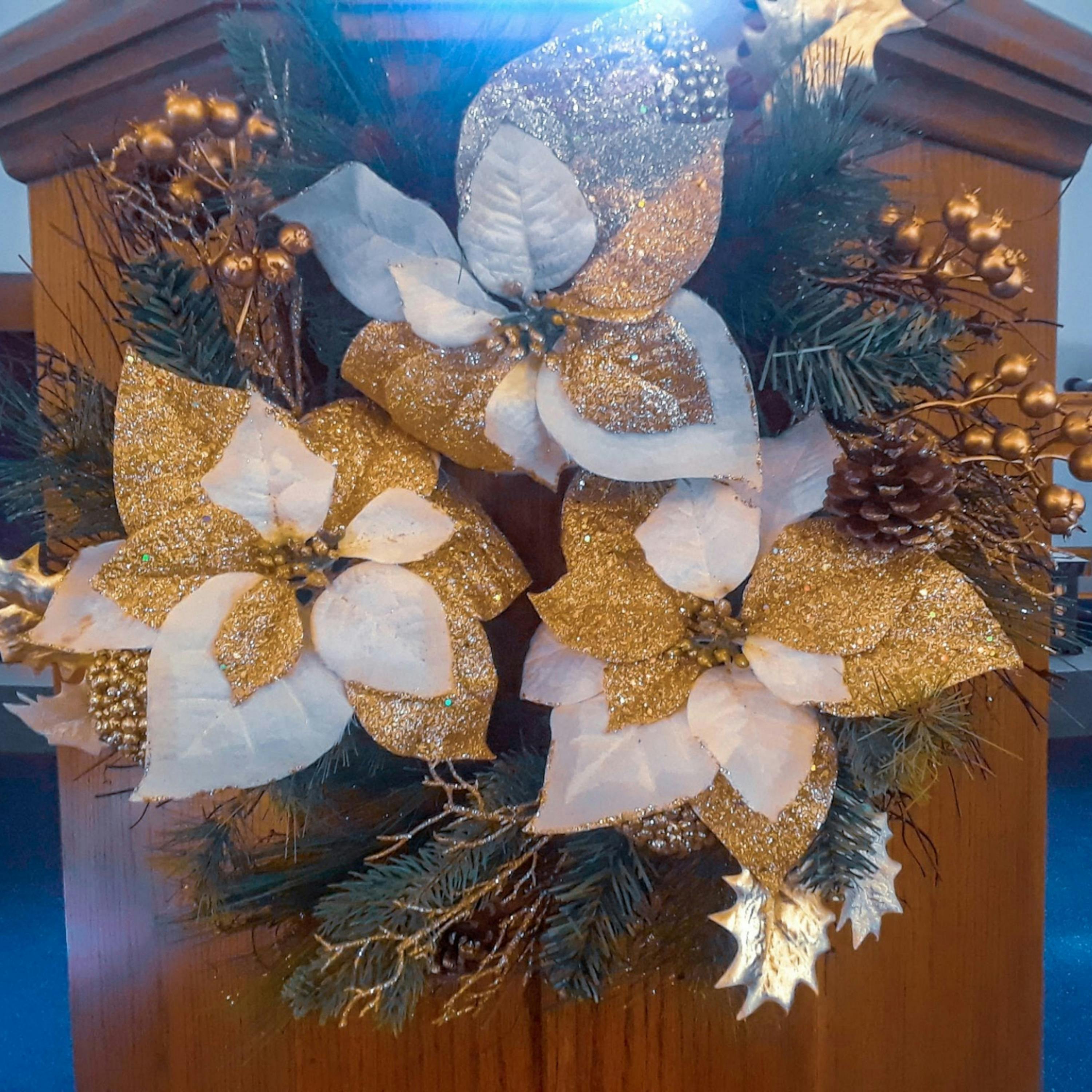 Paling Inspiratif Dekorasi Mimbar  Gereja Untuk Natal Life of Wildman