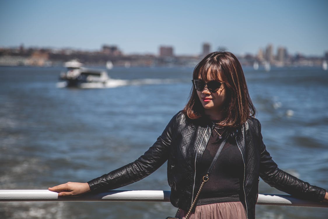 Free Woman Wearing Black Leather Zip-up Jacket Stock Photo