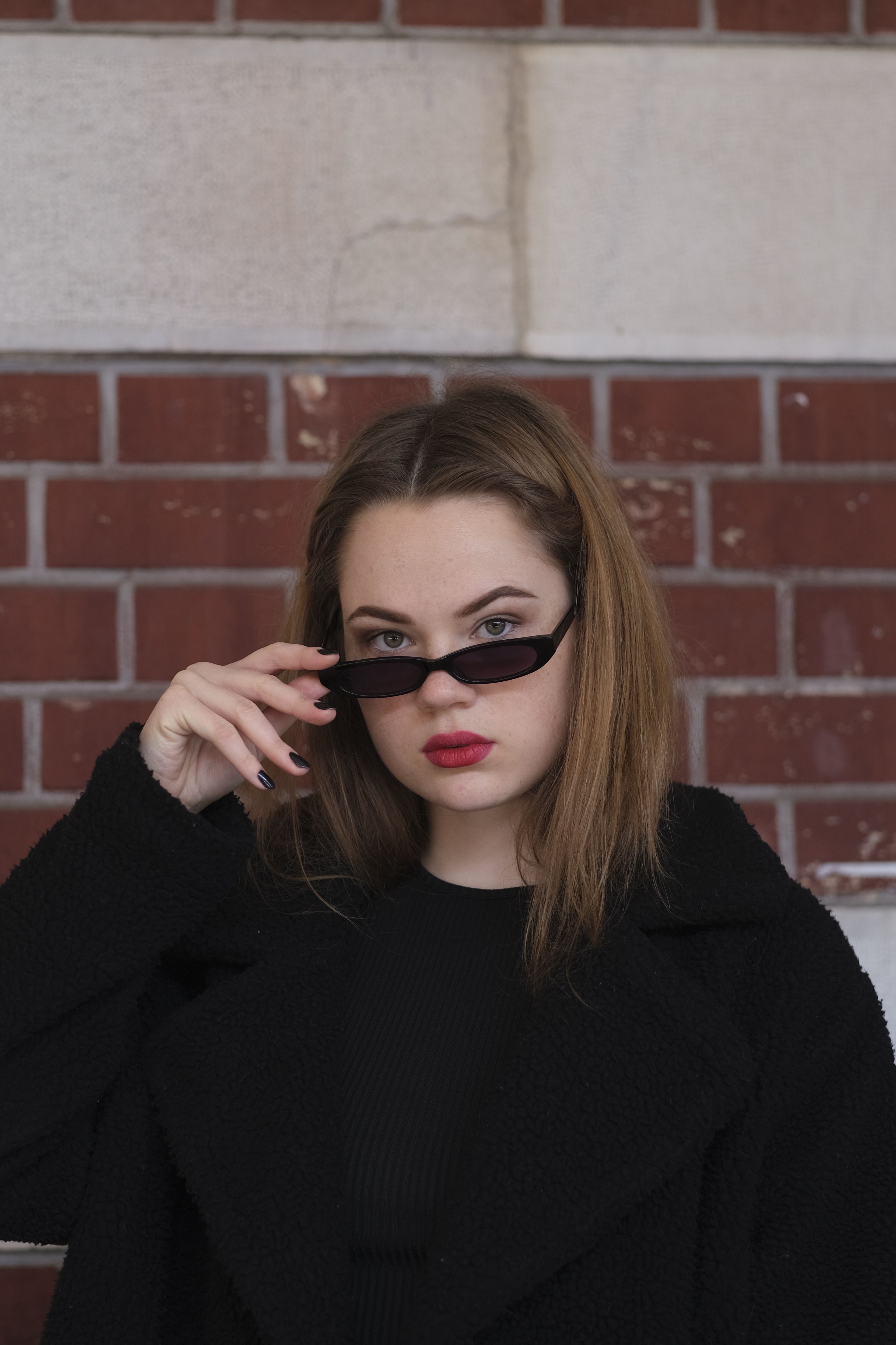 Portrait of Woman in Sunglasses · Free Stock Photo