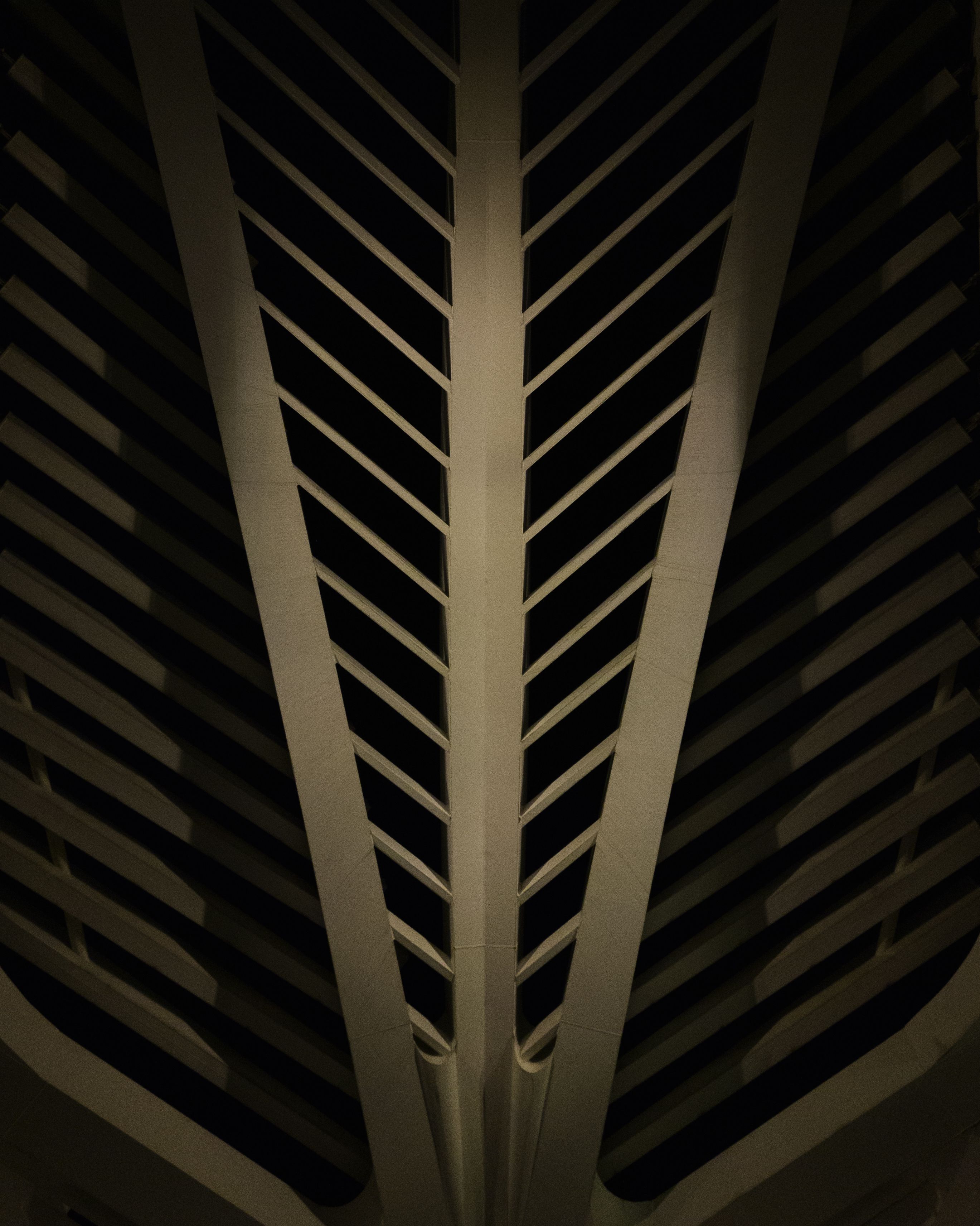 Image showcasing Geometric Modern Architecture · Free Stock Photo