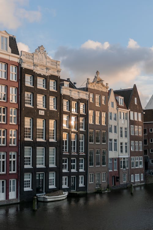 Immagine gratuita di amsterdam, canale, edifici residenziali