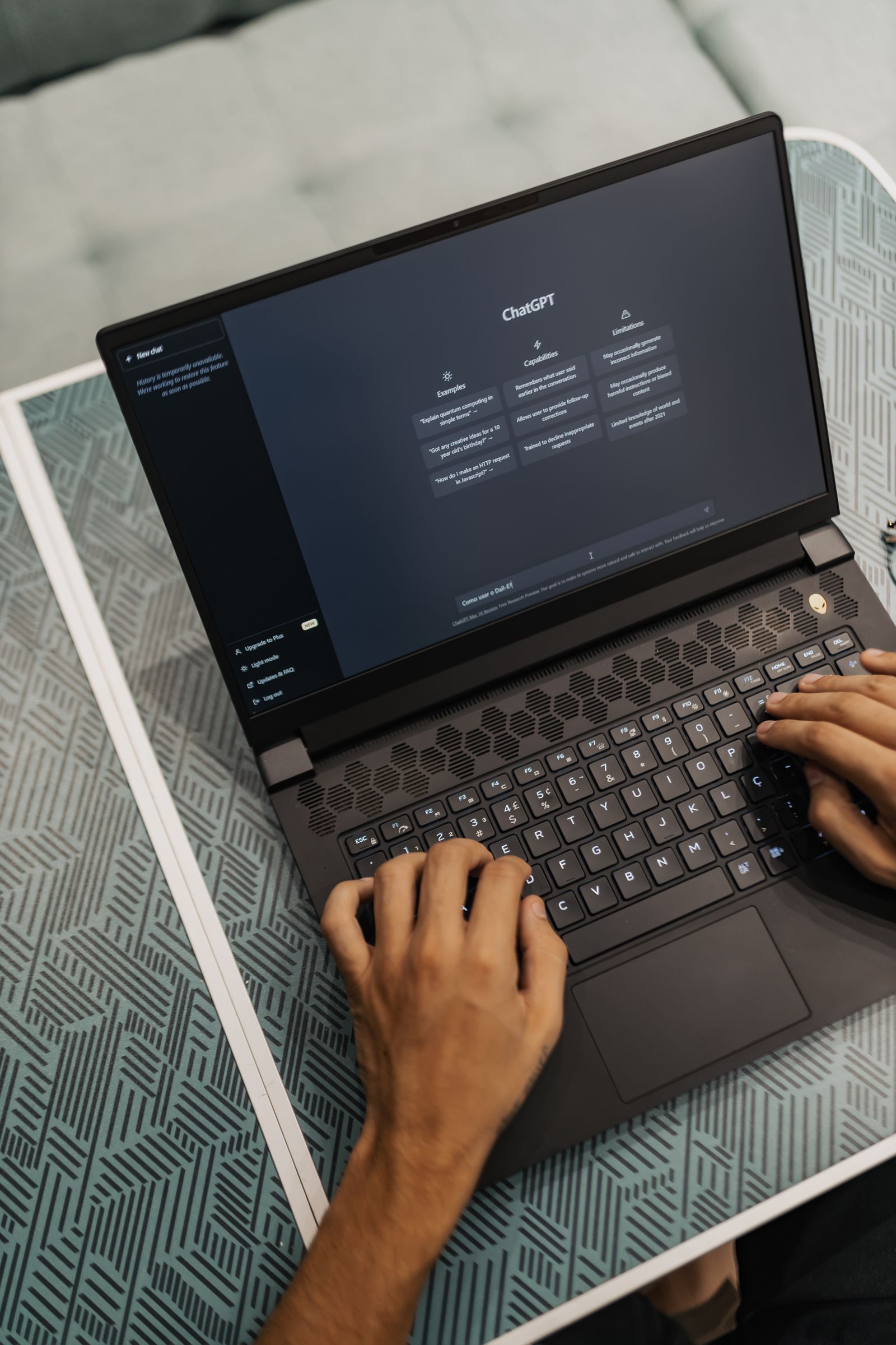Using Gpt Man Man Using Laptop wit Chat GPT · Free Stock Photo