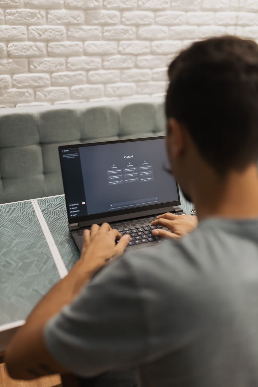 Chatbot Launch Strategy: Pre-Launch Testing, Soft Launch, and Full Deployment Playbook