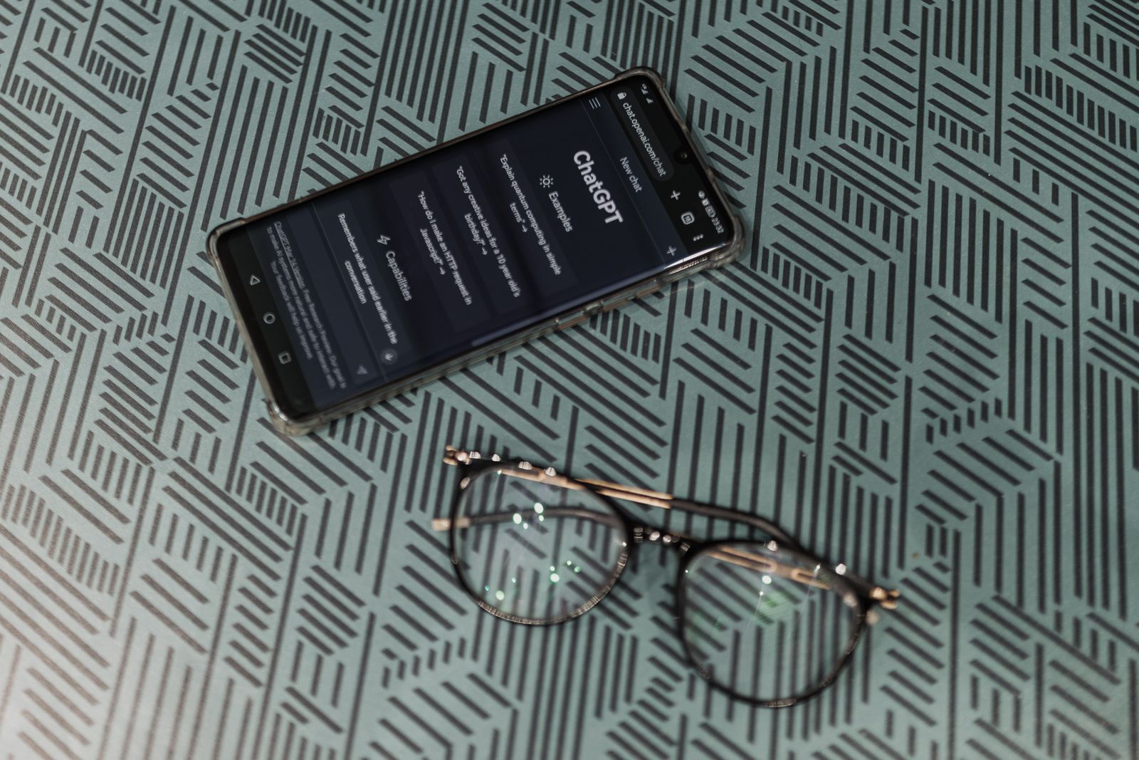 Interface do chatbot Claude em uma tela de celular