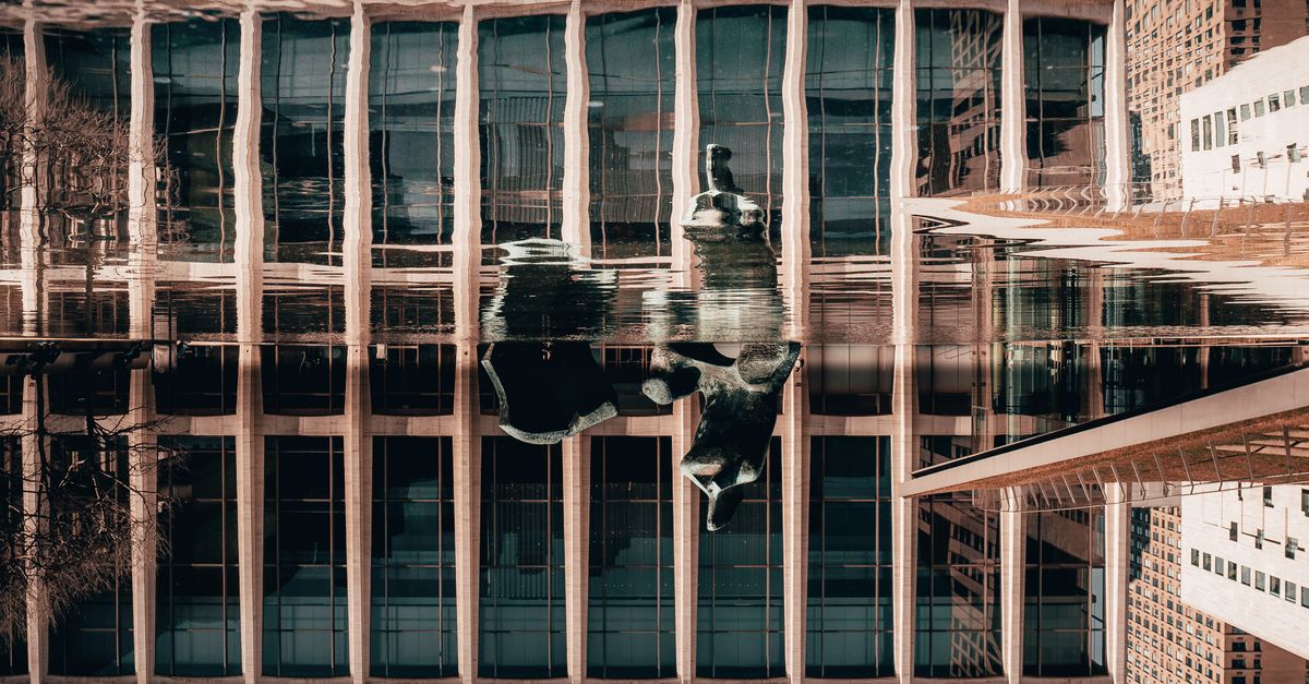 Column Reflection Buildings and Columns Reflection in Water · Free Stock Photo
