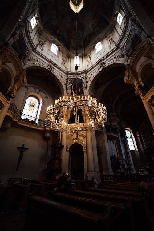 吊燈, 垂直拍攝, 大教堂 的 免費圖庫相片