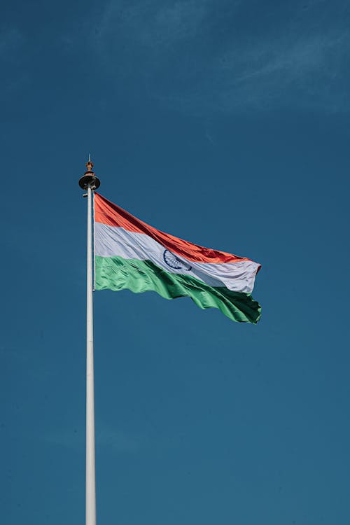 Fotobanka s bezplatnými fotkami na tému India, indická vlajka, jasná obloha