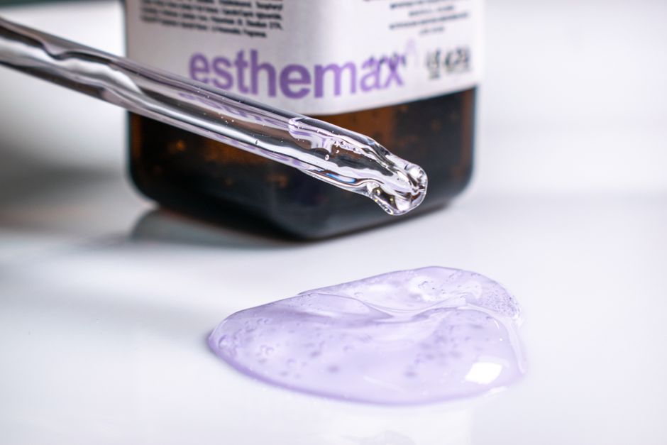 Summer Summit professional skincare gel bottles showing different concentrations - flawless complexion glycolic gel Summer Summit professional skincare gel bottles showing different concentrations - flawless complexion glycolic gel