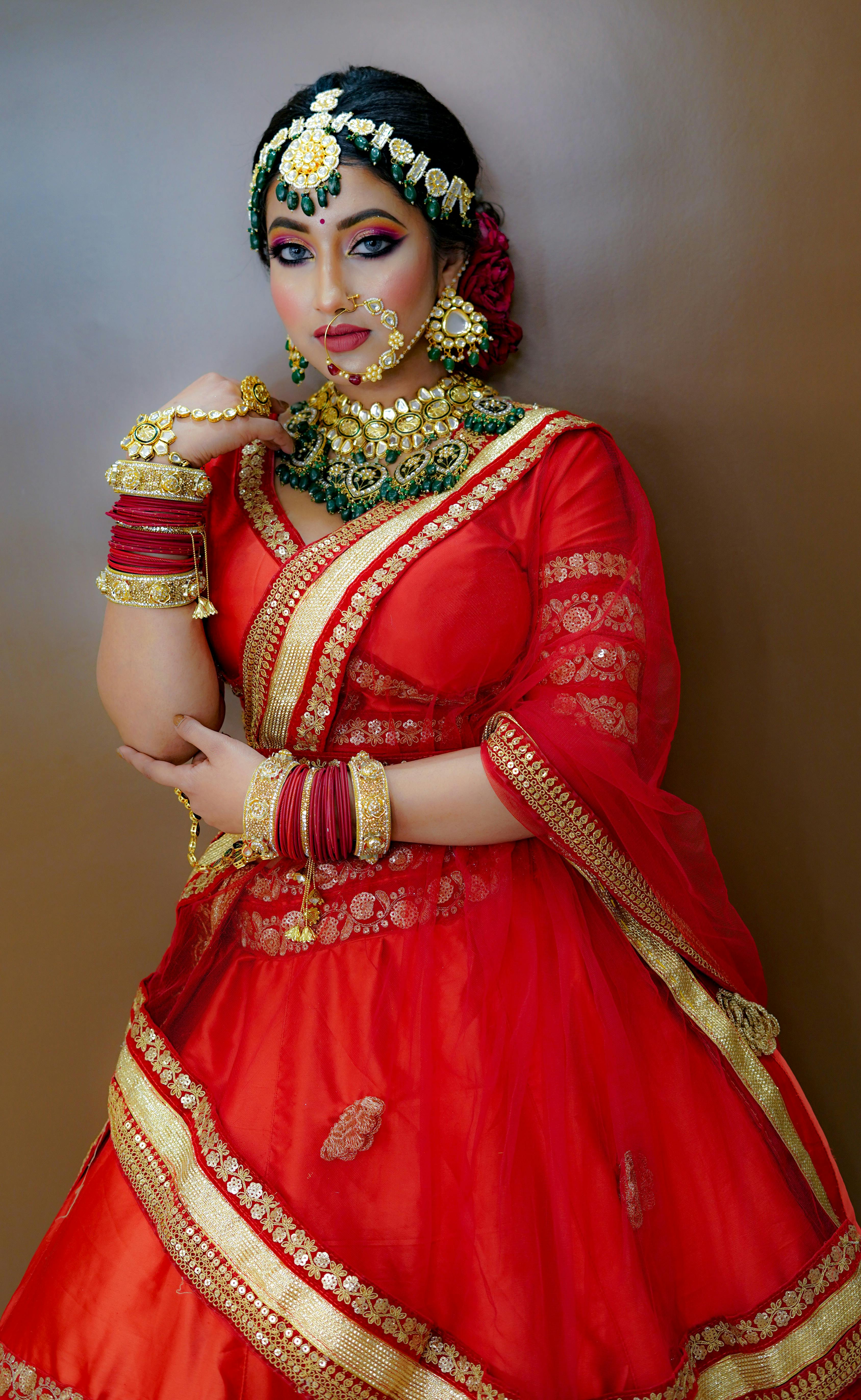 Bengali brides hi-res stock photography and images - Alamy