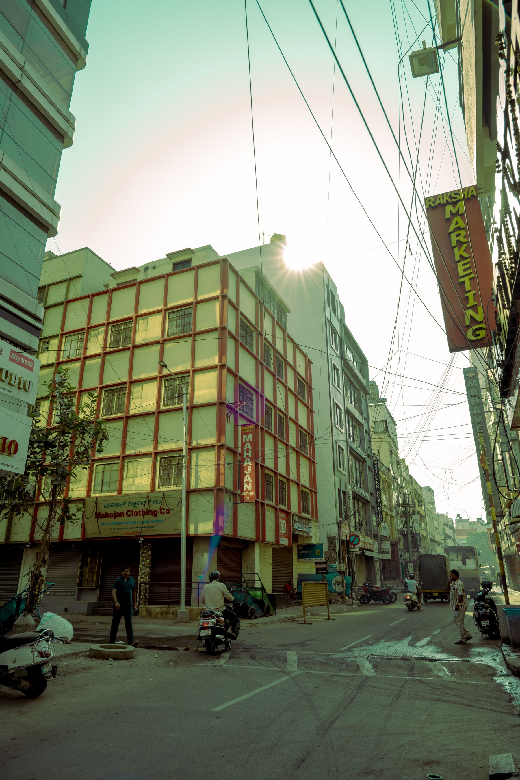 A sunlit Bengaluru street