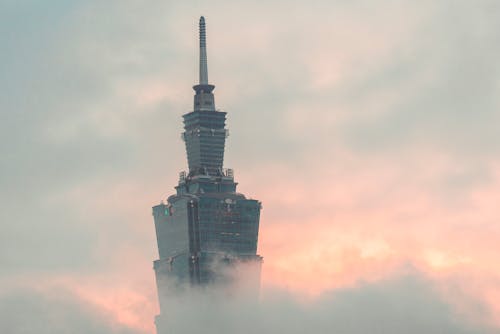Modern Skyscraper in Taipei 