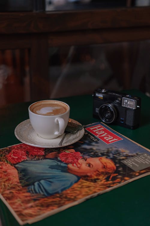Δωρεάν στοκ φωτογραφιών με cafe, κάμερα, καπουτσίνο Φωτογραφία από στοκ φωτογραφιών