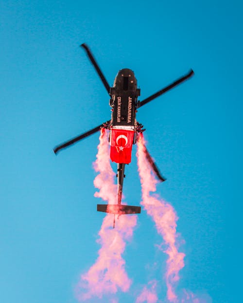 Gratis stockfoto met blauwe lucht, helikopter, identiteit