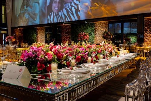 Elegant Banquet Setup with Pink Flower Arrangements 