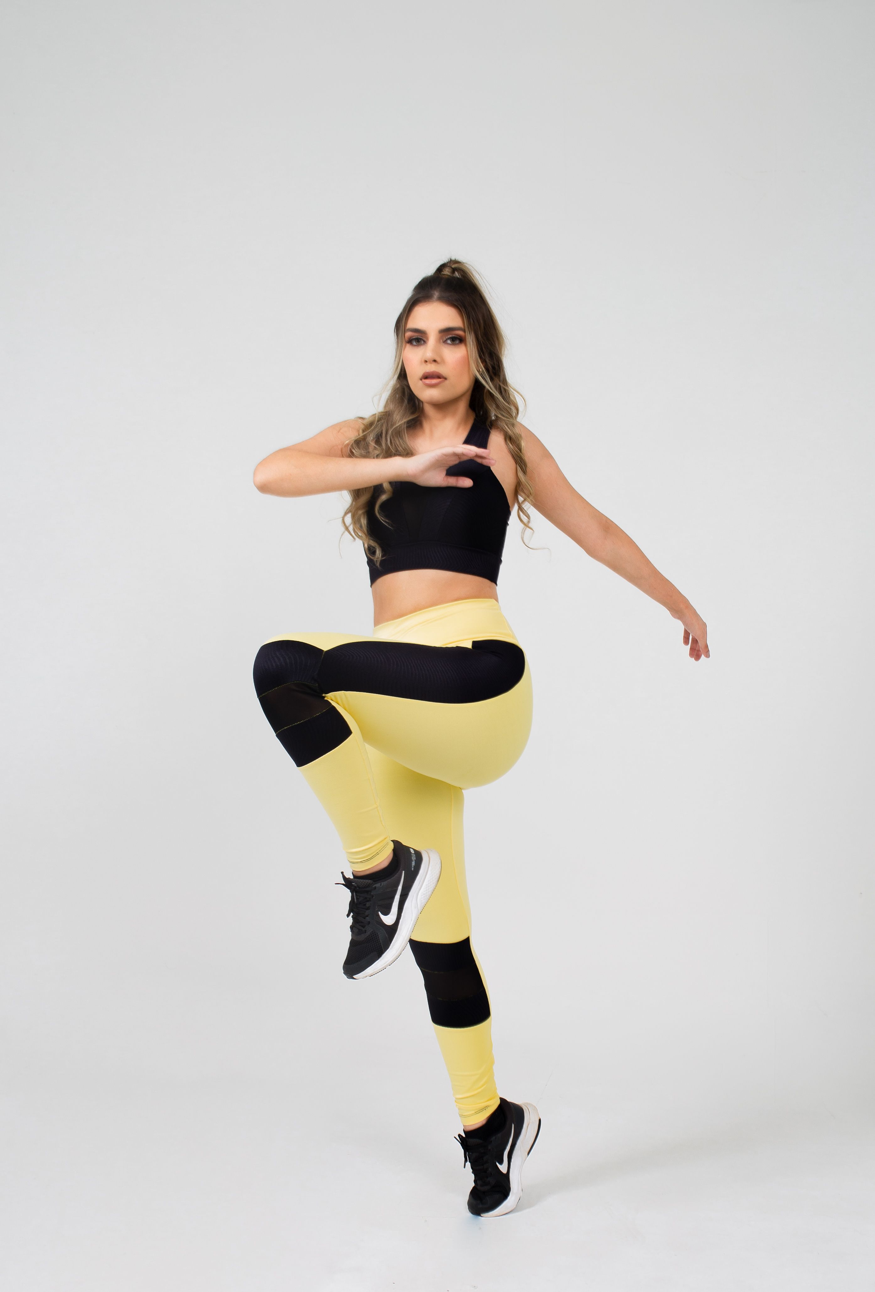 Vestidos e Saias