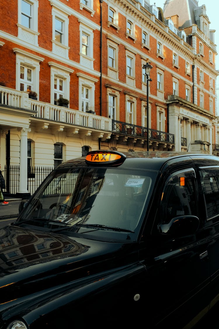 Black London Taxi Cab