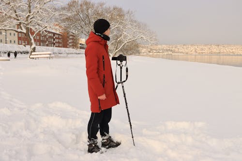 Fotobanka s bezplatnými fotkami na tému budovy, bunda, chladný