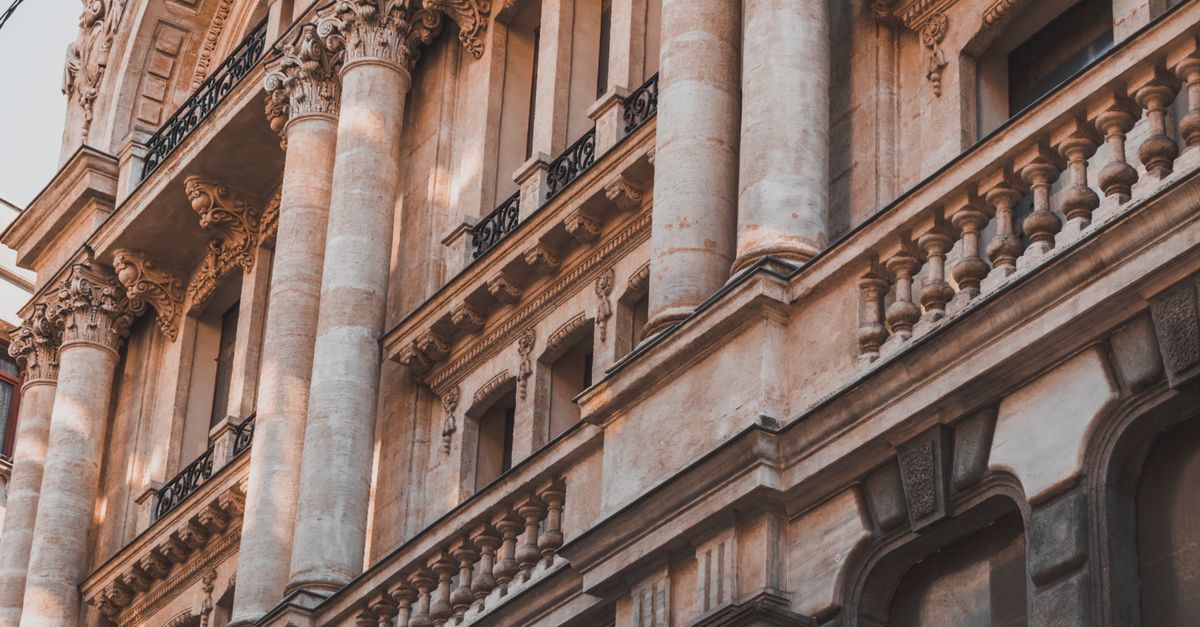 Classist Building Classicist Building Facade in Perspective · Free Stock Photo