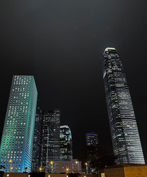 gökdelenler, Hong Kong, şehrin silueti içeren Ücretsiz stok fotoğraf