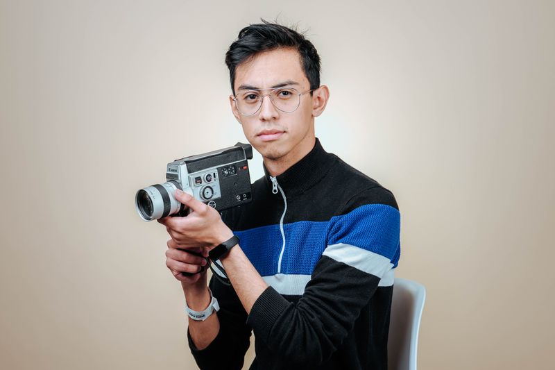 รับนักแสดงชาย รับนักแสดงชาย