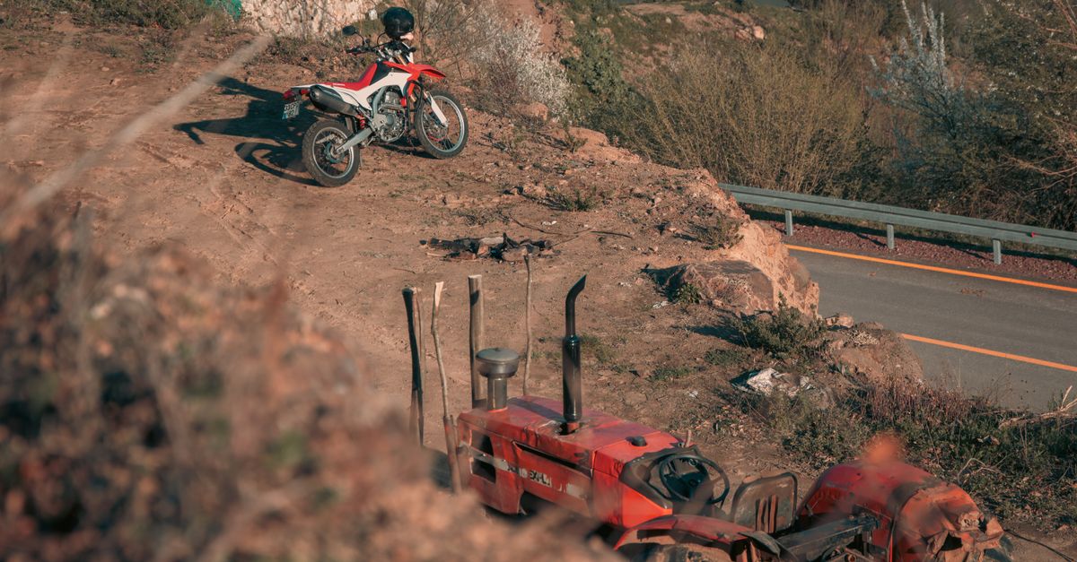 Comment choisir une remorque agricole pour terrain accidenté