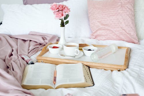 Immagine gratuita di biancheria da letto, caffè, cibo