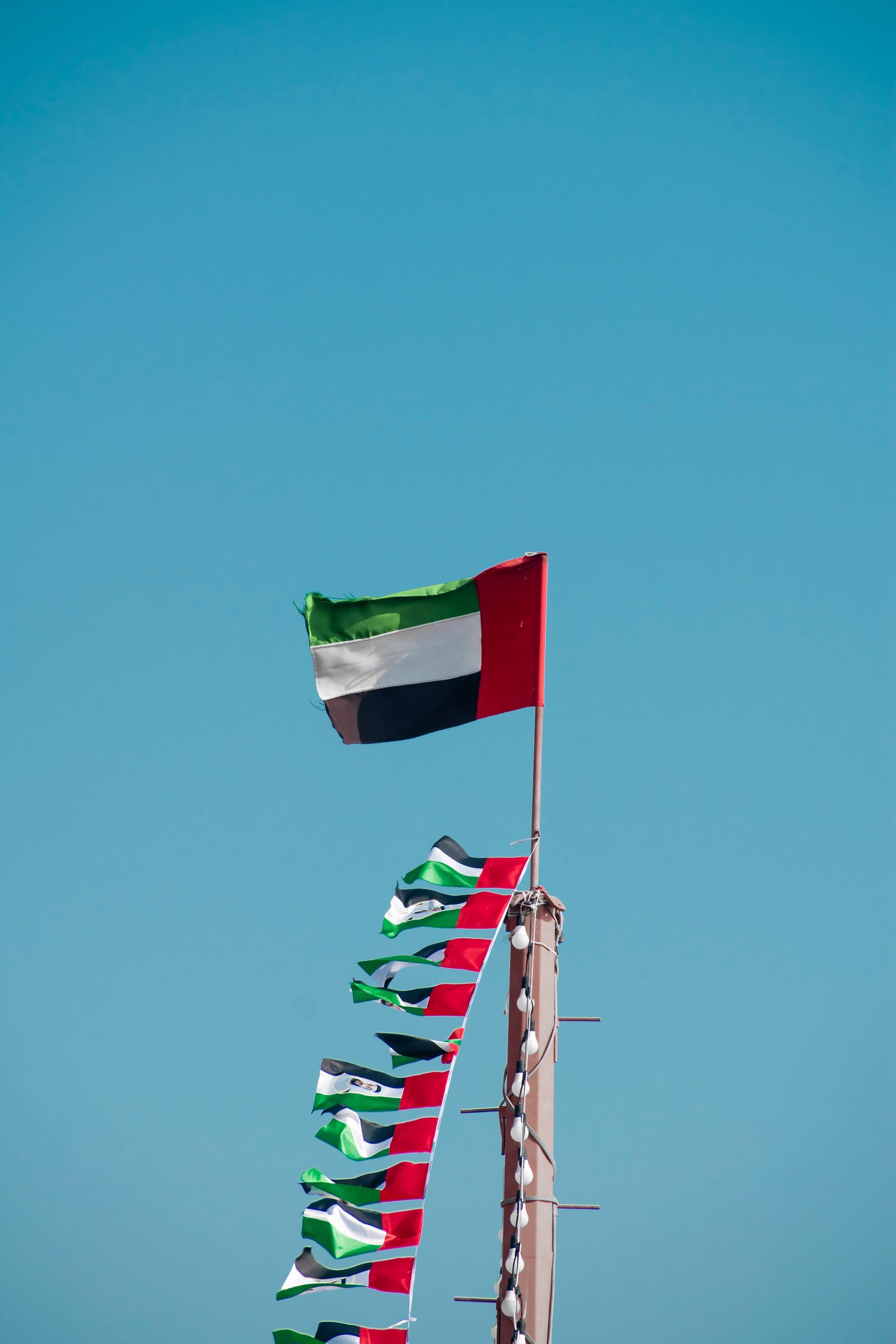 UAE Flag Day in the Office: Running the 3 November Ceremony and the Breakfast Around It (2026)