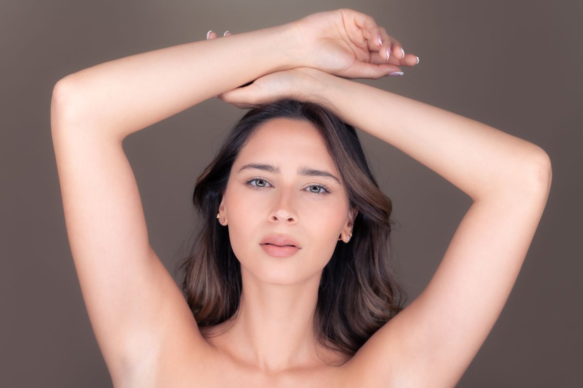 Underarm Waxing & Brightening