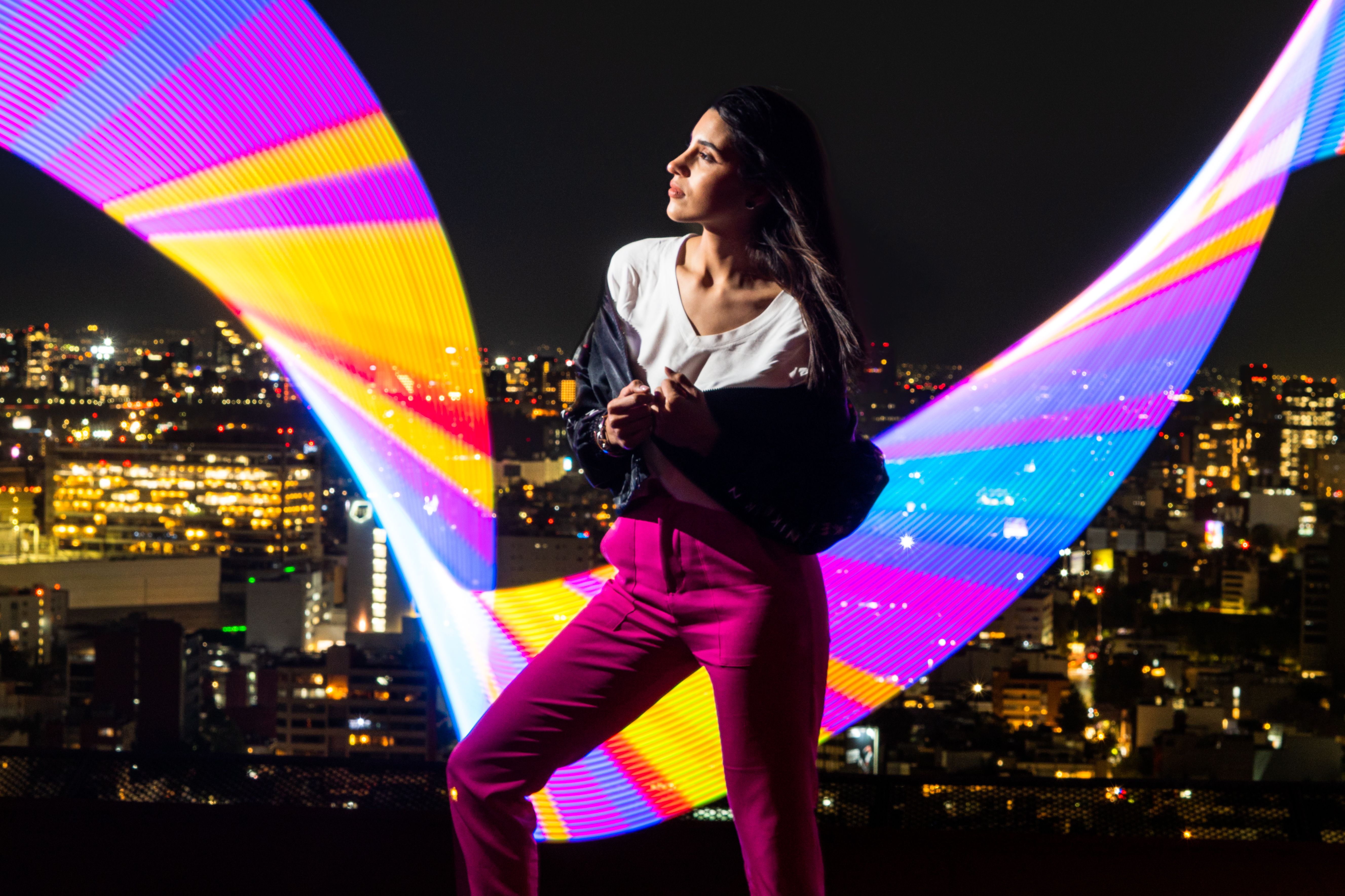 Model in City at Night · Free Stock Photo