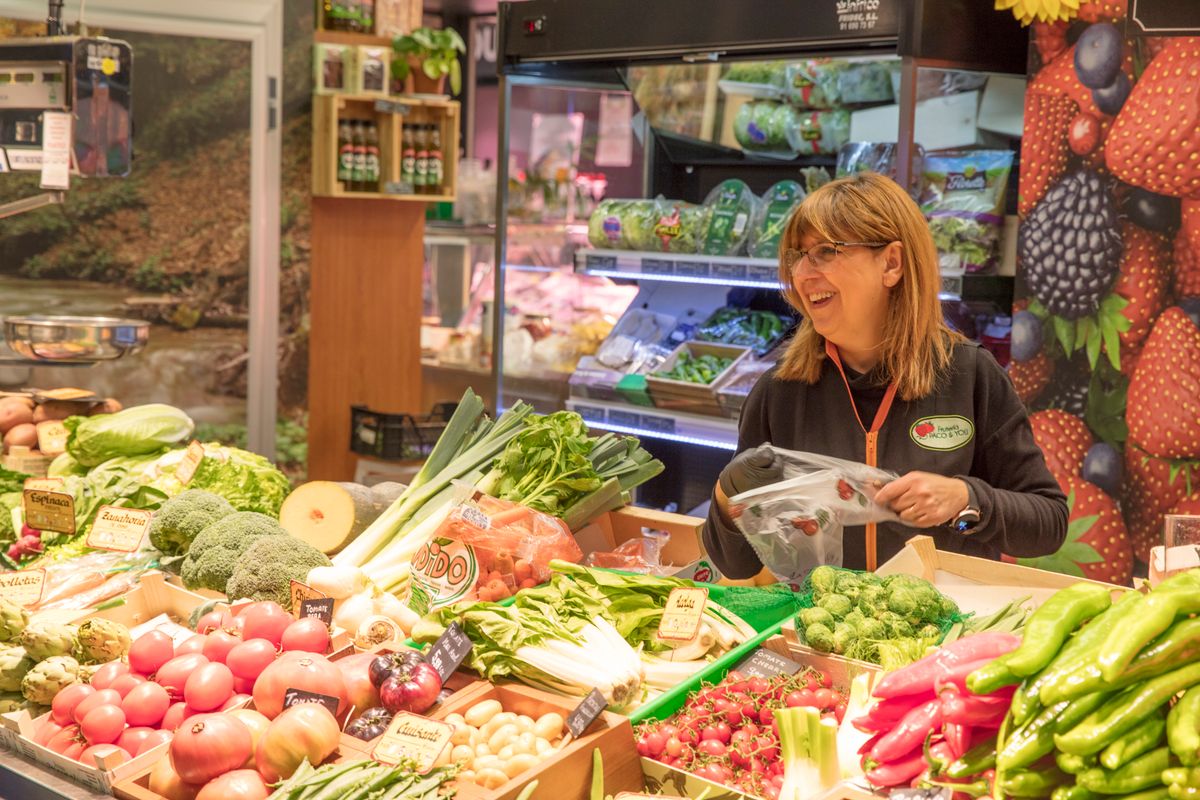 Einkaufen im Supermarkt: Obst und Gemüse