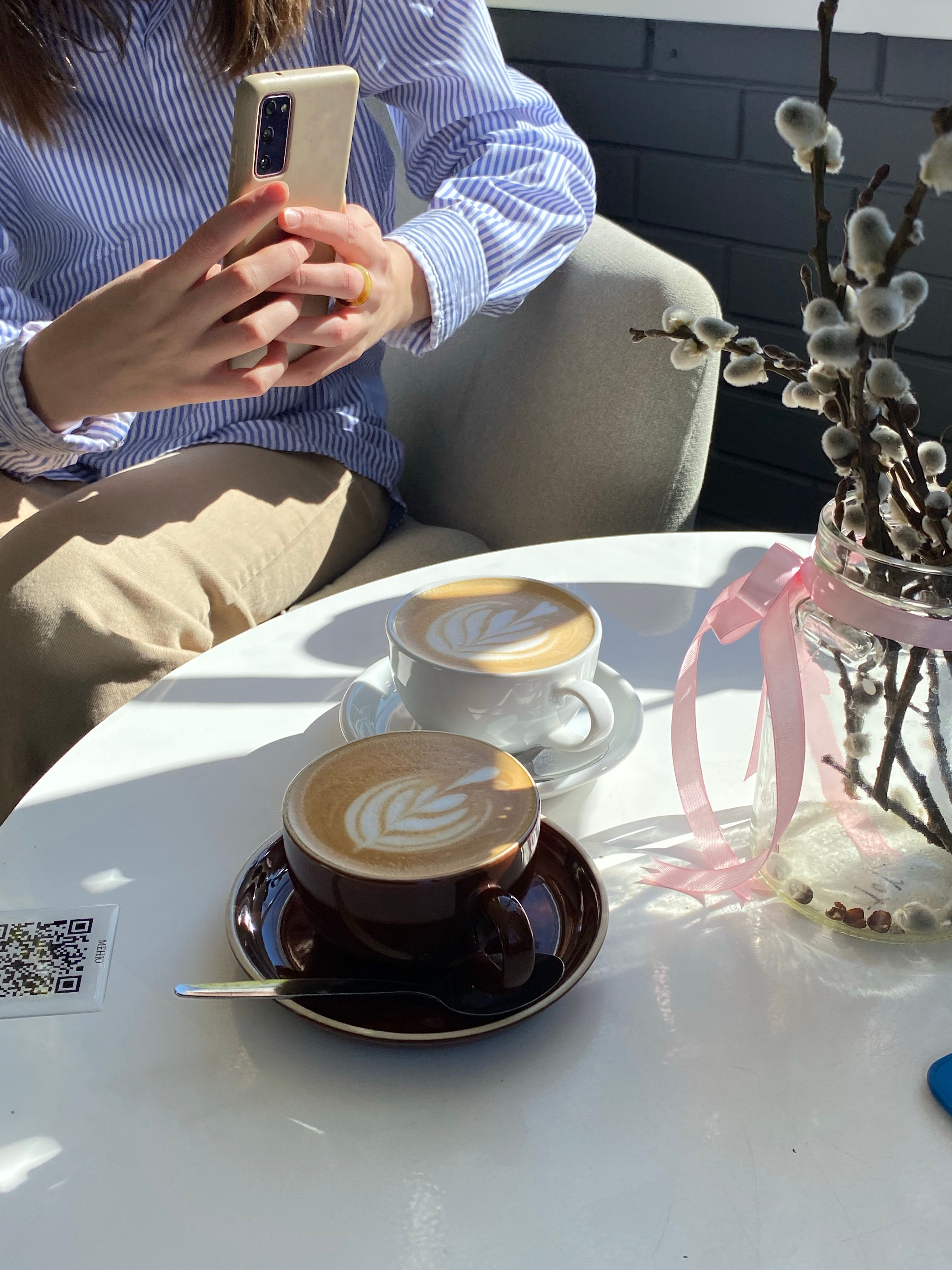 QR Codes On Cups Photos, Download The BEST Free QR Codes On Cups Stock ...