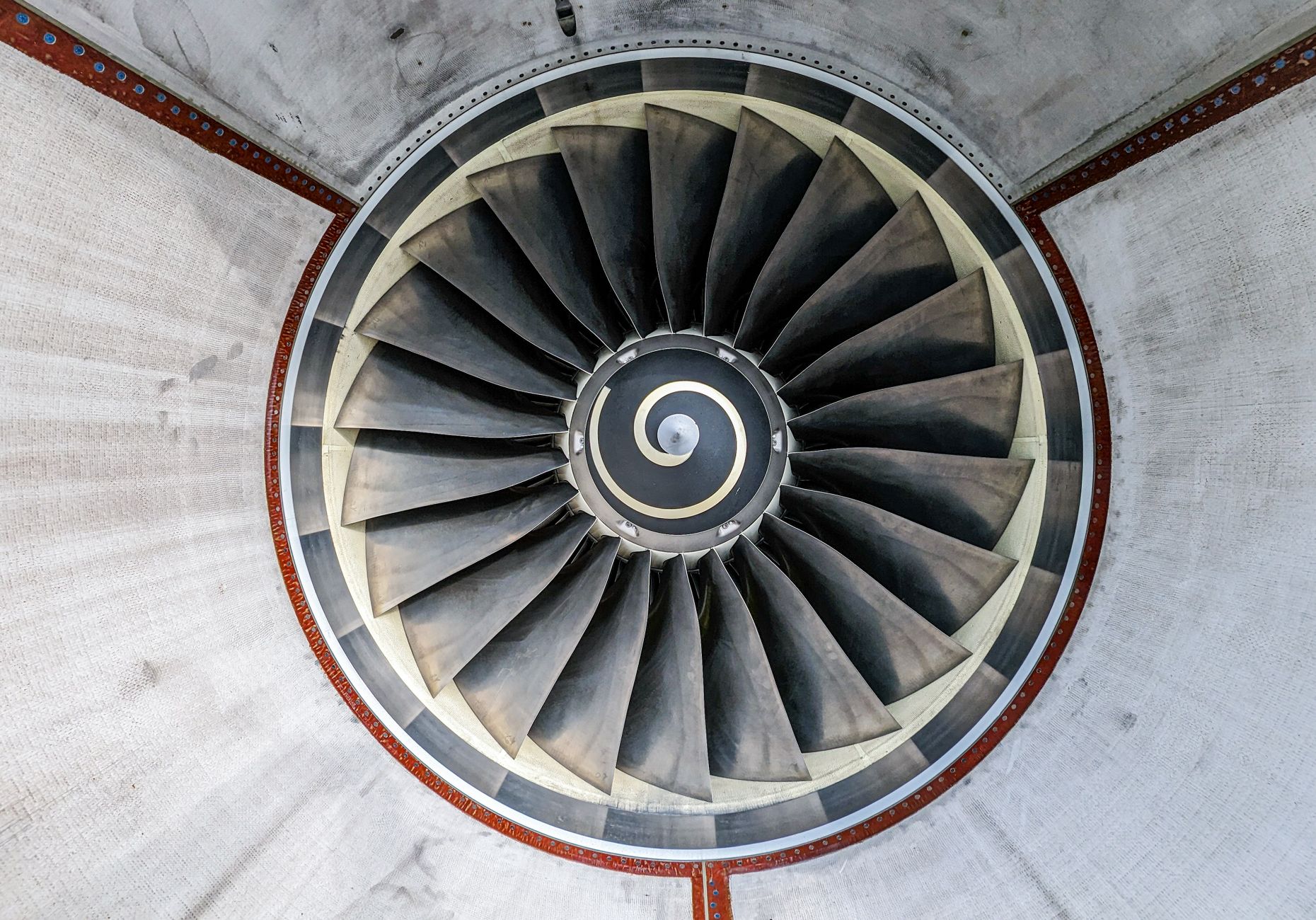 How a two-person startup is fixing turbine lubrication for one-way weapons