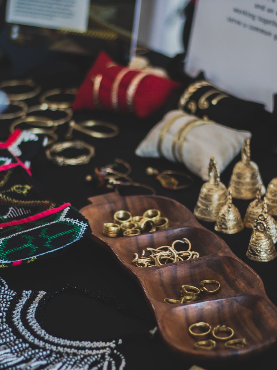 Travel with jewellery