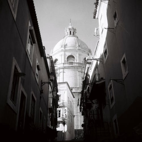 Imagine de stoc gratuită din alb-negru, biserică, călătorie