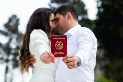 Δωρεάν στοκ φωτογραφιών με άνδρας, γυναίκα, διαβατήριο