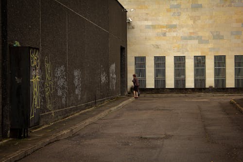 Základová fotografie zdarma na téma exteriér budovy, graffiti, městský