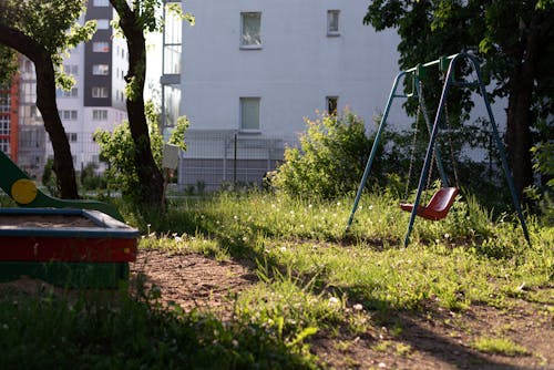 Бесплатное стоковое фото с городской, деревья, здание