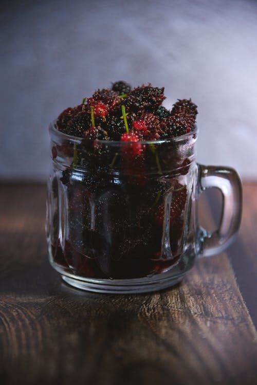 Gratis stockfoto met blackberry, drinkglas, karakterschets