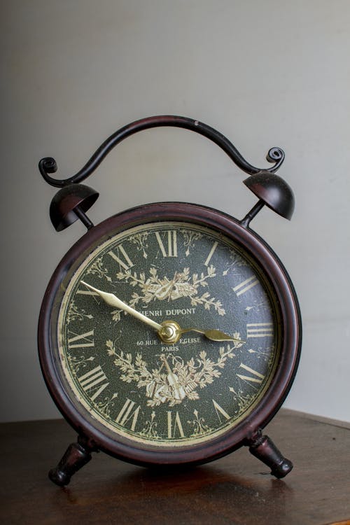 Безкоштовне стокове фото на тему «henri dupont, аналоговий, Антикварний годинник» стокове фото