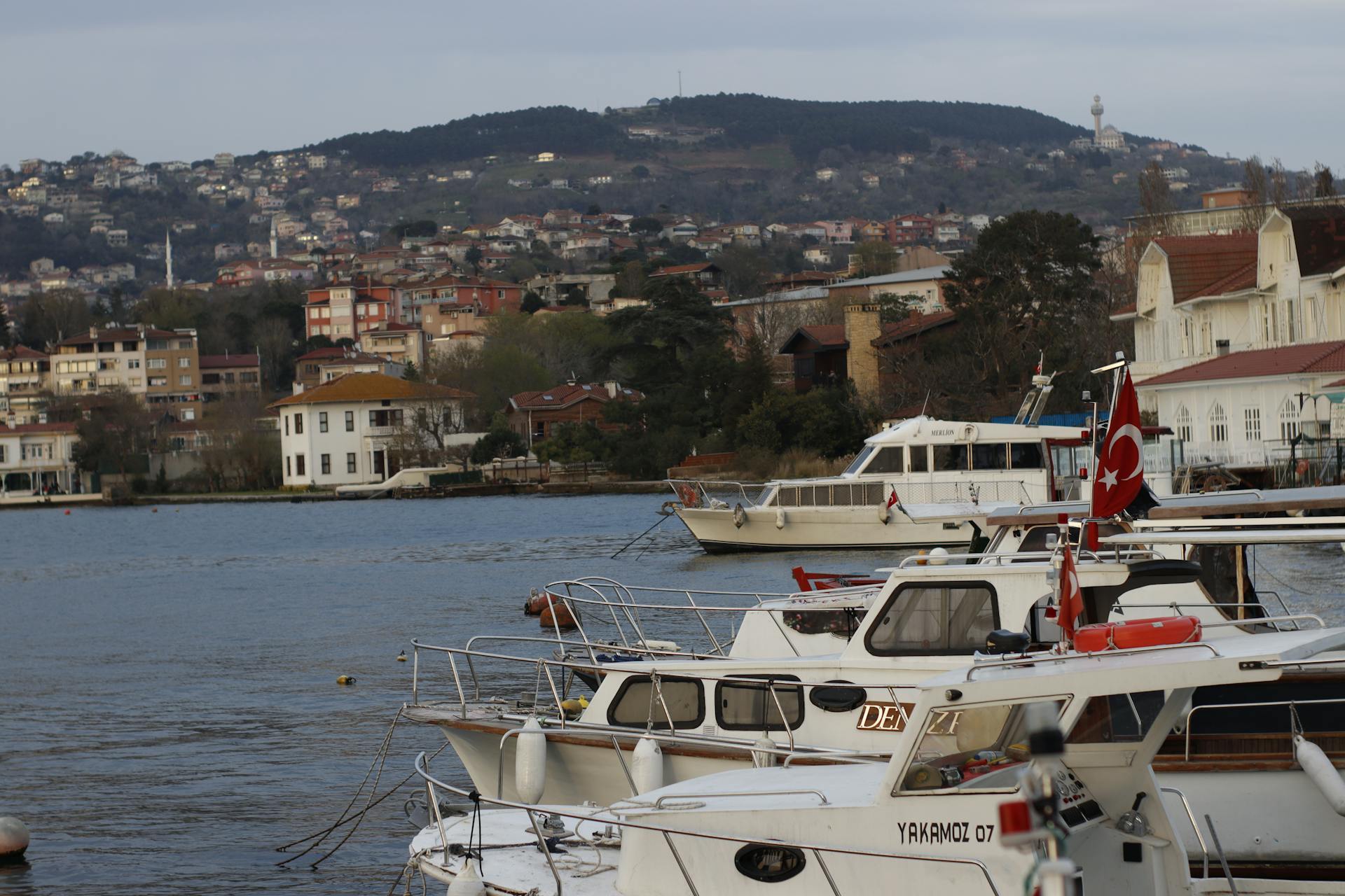 Motor Yachts with Turkish Flags